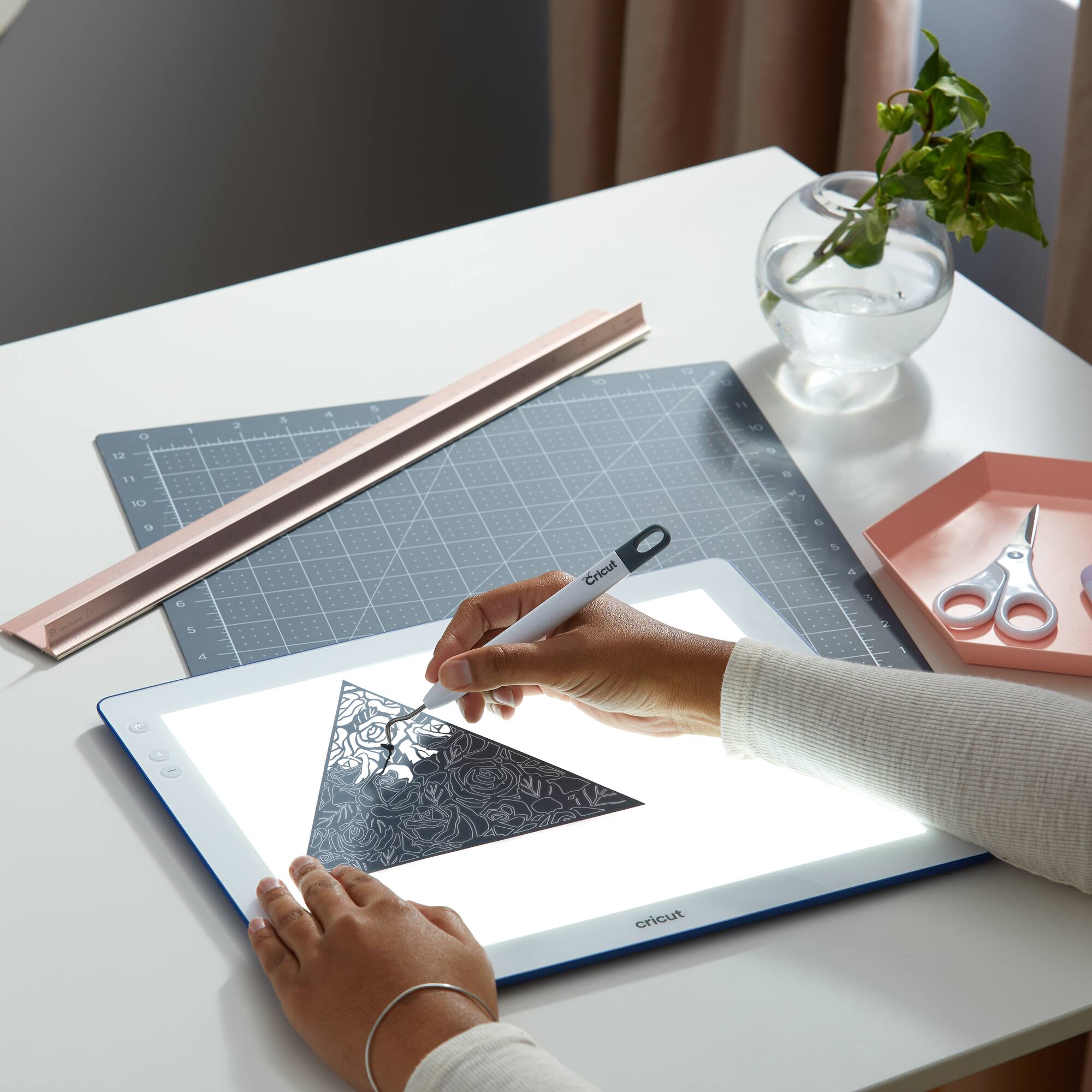 Cricut® BrightPad Go™